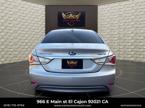Used 2012 Hyundai Sonata Hybrid w/ Leather Pkg FWD image 8