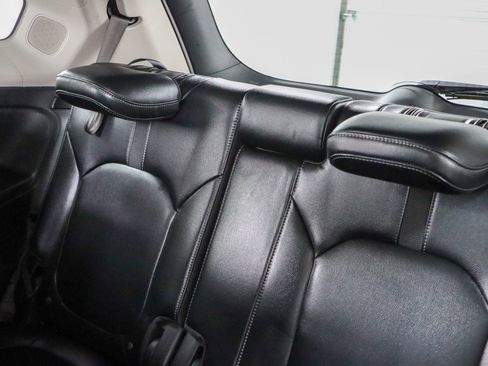 Used 2023 Honda Pilot Touring image 26