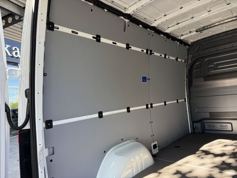 Used 2024 Mercedes-Benz Sprinter 144 Cargo image 5