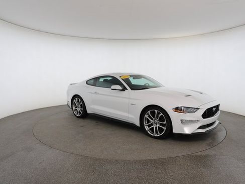 Used 2018 Ford Mustang GT Premium w/ Equipment Group 401A image 26