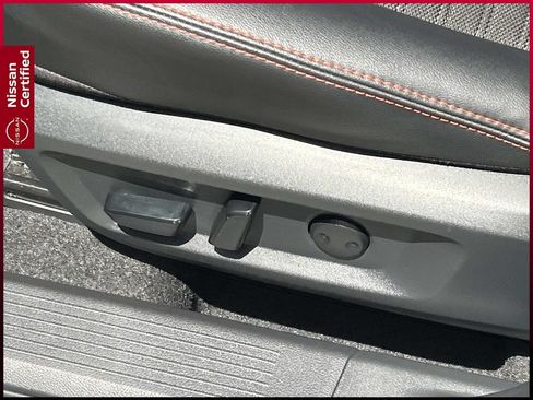 Certified 2025 Nissan Rogue SV AWD/4WD image 18