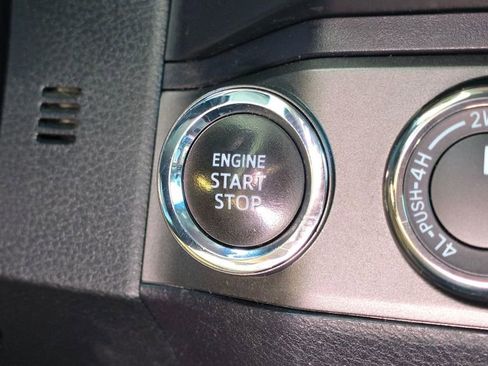 Used 2021 Toyota Tacoma TRD Sport AWD/4WD image 35