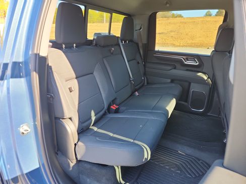 Used 2026 Chevrolet Silverado 2500 LT w/ Trail Boss Package image 40