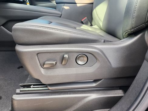 New 2026 Chevrolet Suburban LT w/ Comfort Package image 25