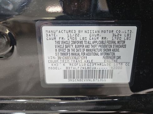 Used 2022 Nissan Versa SV w/ Trunk Package image 29