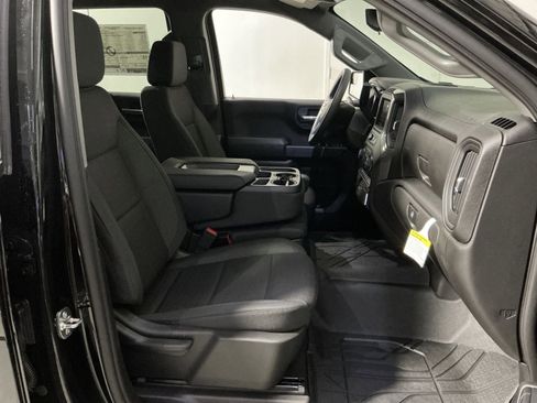 New 2026 Chevrolet Silverado 1500 Custom w/ Turbomax Blackout Package image 32
