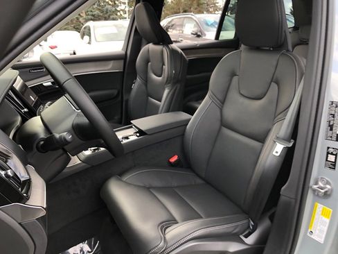 New 2026 Volvo XC90 B6 Ultra image 33