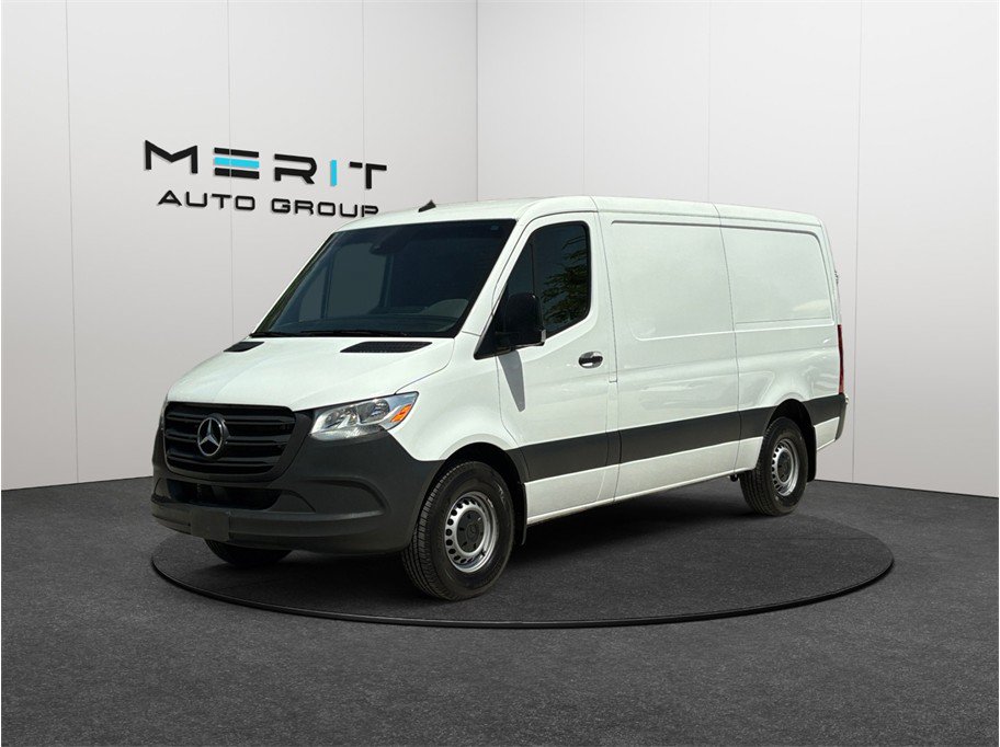 Used 2024 Mercedes-Benz Sprinter 2500 144 Cargo image 4