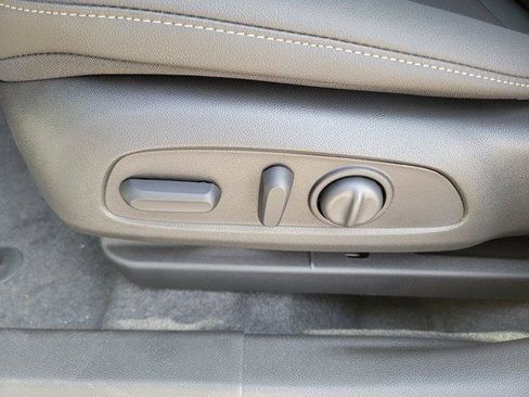 New 2026 Chevrolet Trax ACTIV w/ Sunroof Package FWD image 18