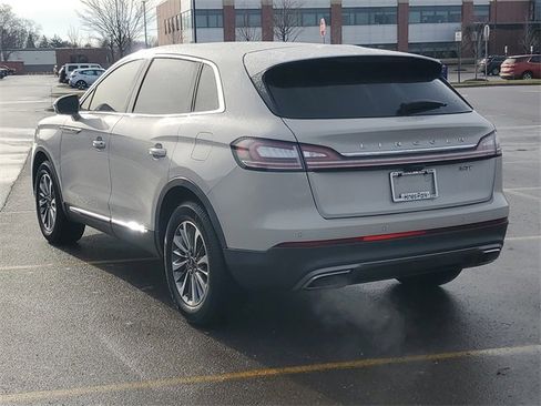 Used 2019 Lincoln Nautilus Select image 5