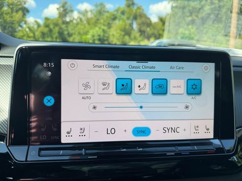 New 2026 Volkswagen Atlas Cross Sport SE image 16