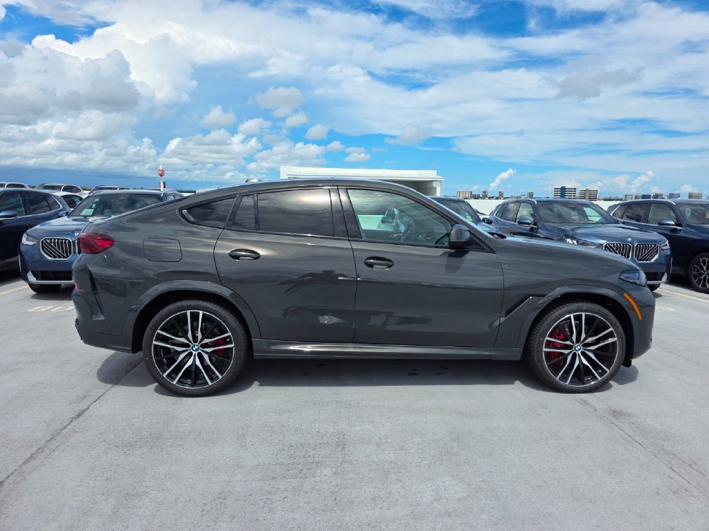New 2027 BMW X6 xDrive40i w/ Climate Comfort Package AWD/4WD image 3