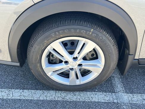 New 2025 Nissan Kicks Play S image 27