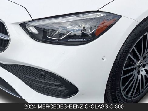 Used 2024 Mercedes-Benz C 300 Sedan image 10