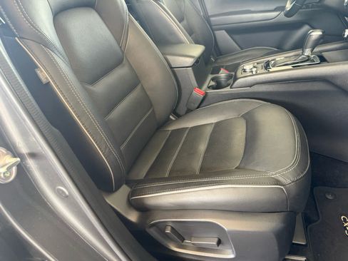Used 2025 MAZDA CX-5 AWD 2.5 S w/ Preferred Package image 8