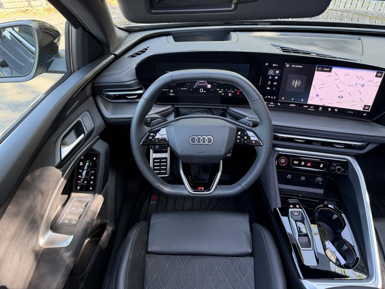Used 2025 Audi SQ5 Premium Plus AWD/4WD image 7
