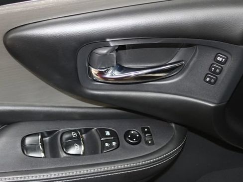 Used 2018 Nissan Murano SL AWD/4WD image 20