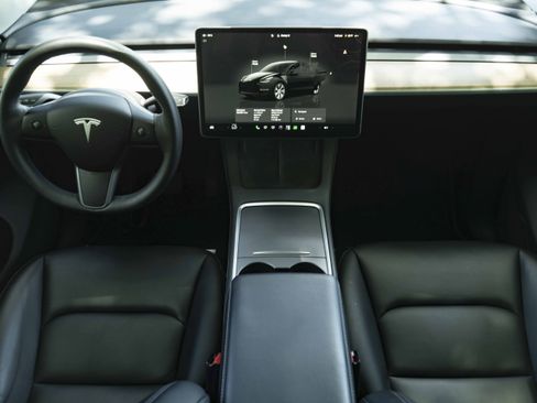 Used 2023 Tesla Model Y Long Range AWD/4WD image 21