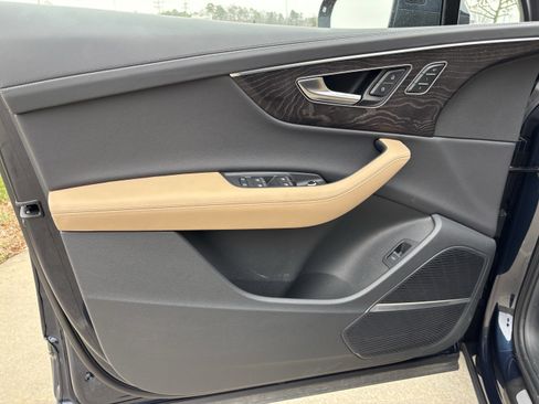 Used 2025 Audi Q7 3.0T Prestige w/ Prestige Package image 13