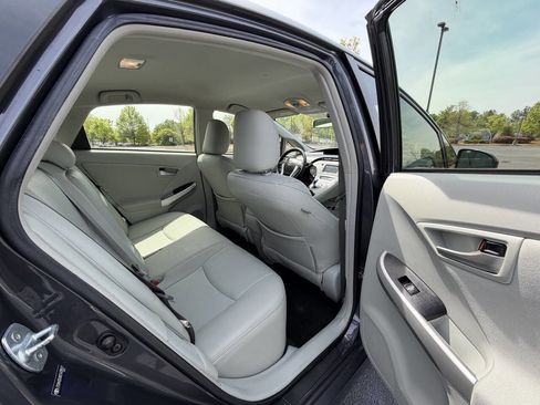 Used 2012 Toyota Prius Three image 13