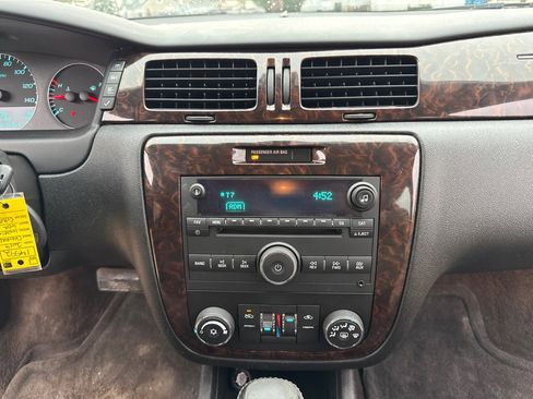 Used 2014 Chevrolet Impala LT image 15