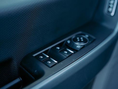 Used 2023 Ford F150 XLT w/ Trailer Tow Package image 15