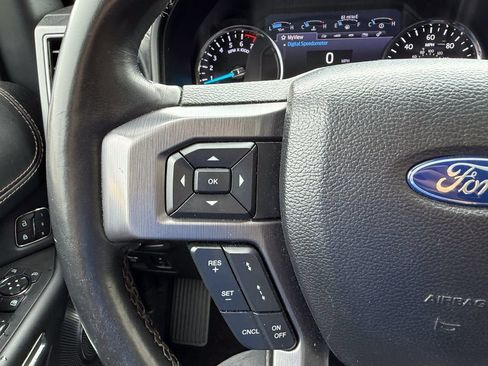 Used 2021 Ford Expedition Platinum AWD/4WD image 24