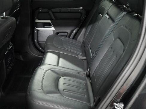 Used 2022 Land Rover Defender 110 S AWD/4WD image 17