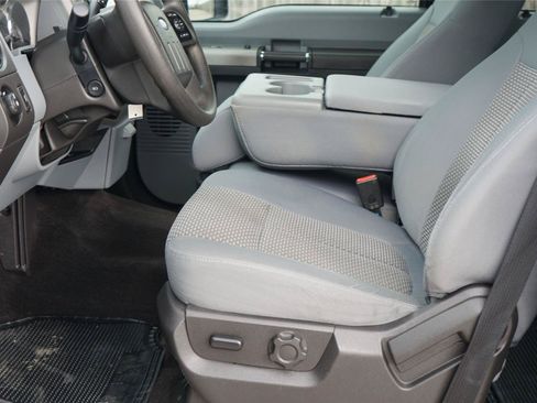 Used 2016 Ford F250 XLT w/ XLT Value Package AWD/4WD image 10