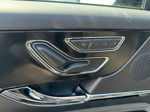 Used 2024 Lincoln Corsair FWD w/ Equipment Group 101A image 17