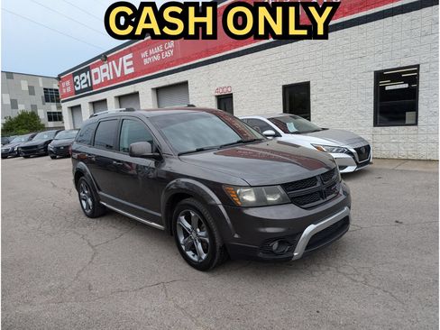 Used 2016 Dodge Journey Crossroad FWD image 1
