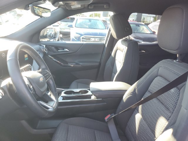 Certified 2025 Chevrolet Equinox LT w/ Safety and Technology Package AWD/4WD image 17
