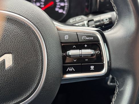 Used 2022 Kia Sorento SX image 19