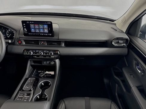 Used 2023 Honda Pilot Touring image 22