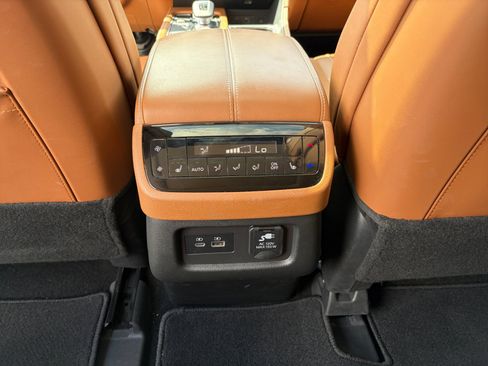Used 2024 INFINITI QX60 Sensory w/ Vision Package AWD/4WD image 30