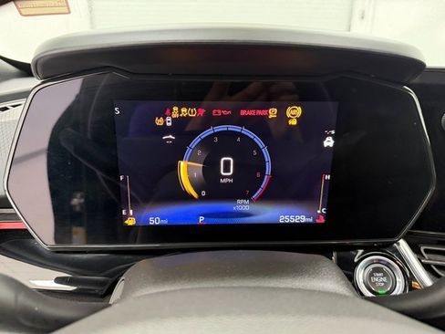 Used 2025 Chevrolet Trax RS w/ Driver Confidence Package image 17