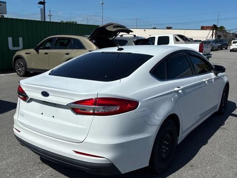 Used 2019 Ford Fusion S FWD image 11