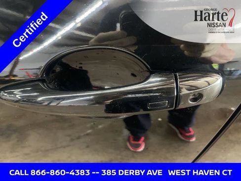 Certified 2023 Nissan Rogue SV image 9