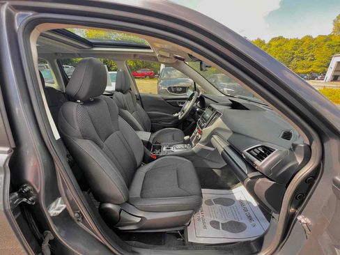 Used 2023 Subaru Forester Premium image 14