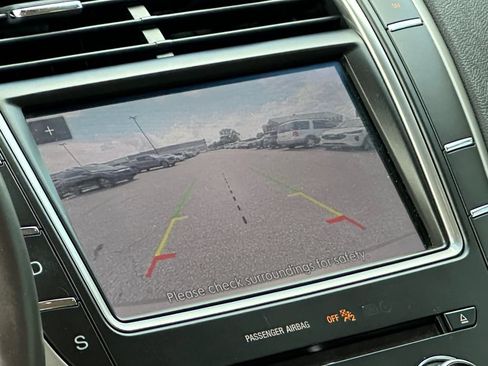 Used 2020 Lincoln Nautilus Reserve FWD image 17