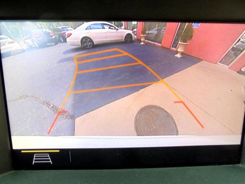 Used 2020 GMC Terrain SLT image 21