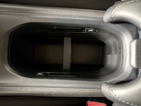 Used 2022 Honda HR-V EX image 15