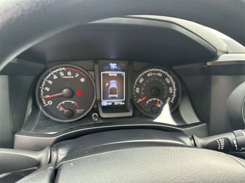Used 2023 Toyota Tacoma SR w/ SR Convenience Package image 19