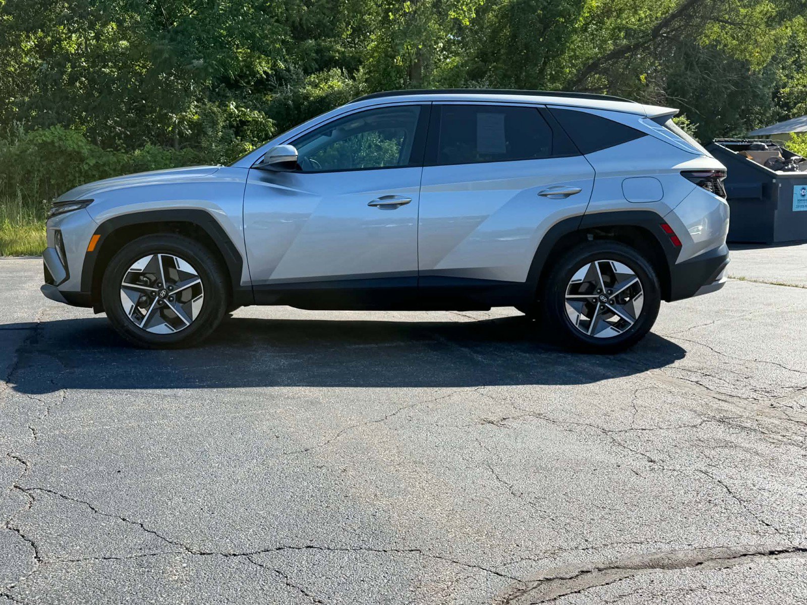 Certified 2025 Hyundai Tucson SEL AWD/4WD image 10
