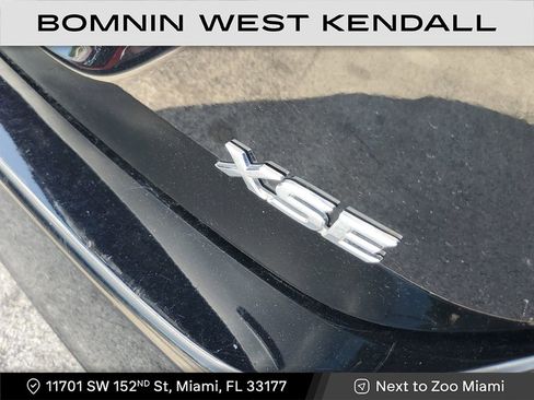 Used 2022 Toyota Camry XSE image 8