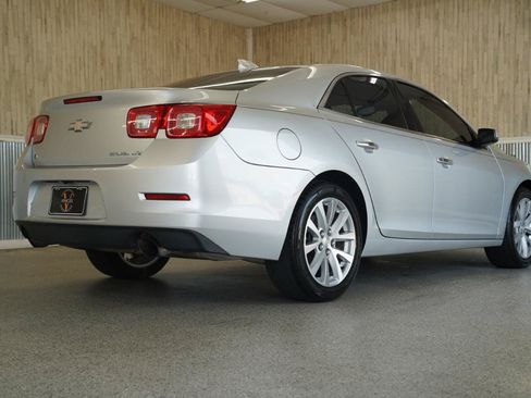 Used 2015 Chevrolet Malibu LTZ FWD image 10