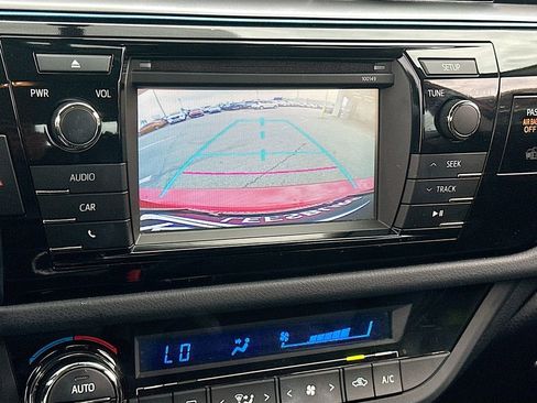 Used 2014 Toyota Corolla S FWD image 13
