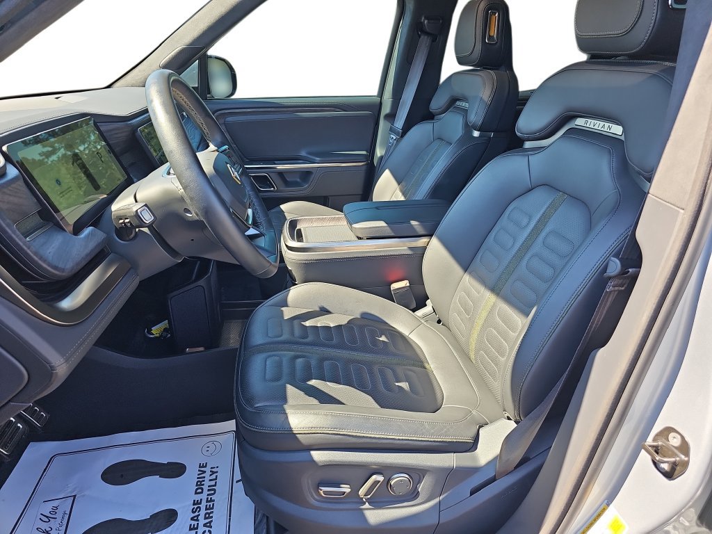 Used 2022 Rivian R1T Adventure AWD/4WD image 15