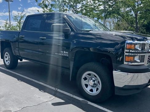 Used 2014 Chevrolet Silverado 1500 W/T RWD image 2
