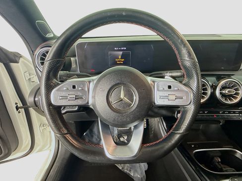 Used 2020 Mercedes-Benz CLA 250 4MATIC image 13